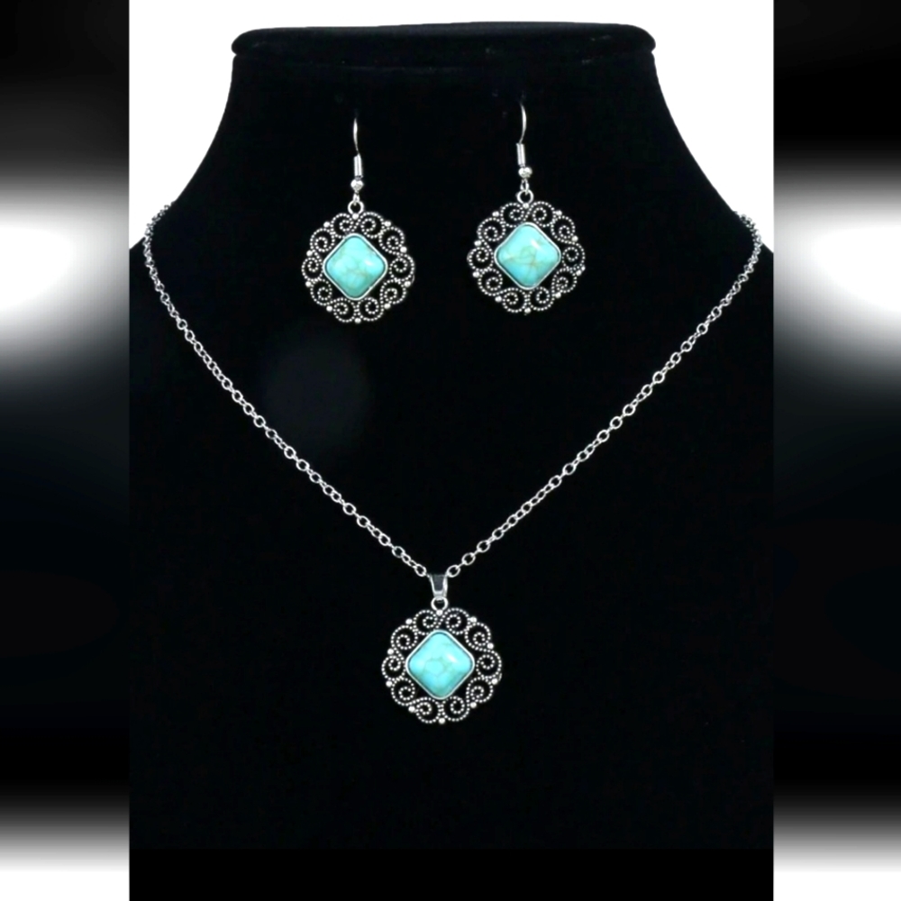 Turquoise Pendant Necklace Earrings Set BOHO Antique Vintage Festival Style